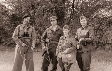 Czaro-białe kadry podczas Pikniku Historycznego  8