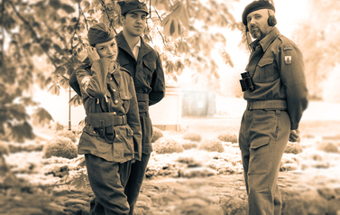 Czaro-białe kadry podczas Pikniku Historycznego  12