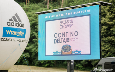Piątek - Jarmark nad Jeziorem Og&oacute;rkowym, intensywny czas przygotowań do pierwszych atrakcji&nbsp; 6