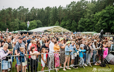 Piątek - Jarmark nad Jeziorem Og&oacute;rkowym, intensywny czas przygotowań do pierwszych atrakcji&nbsp; 22