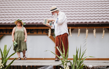Ceremonia topienia beczek i teatr 184