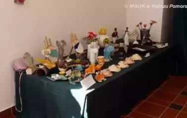 Wernisaż wystawy 'Ceramiką zdobione' 4