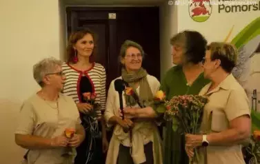 Wernisaż wystawy 'Ceramiką zdobione' 6