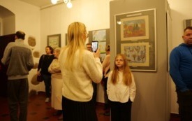 Galeria aktualności Wernisaż Og&oacute;lnopolskiego Konkursu Plastycznego "Barwy Lasu" 4